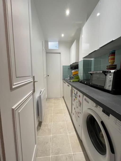 פריז Apartment Near Montmartre מראה חיצוני תמונה